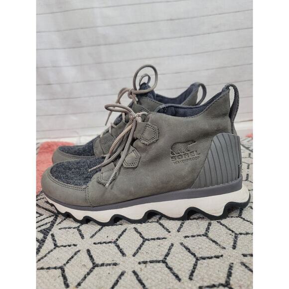 Sorel Kinetic Caribou Boot in Quarry, sz 8 - Picture 1 of 13